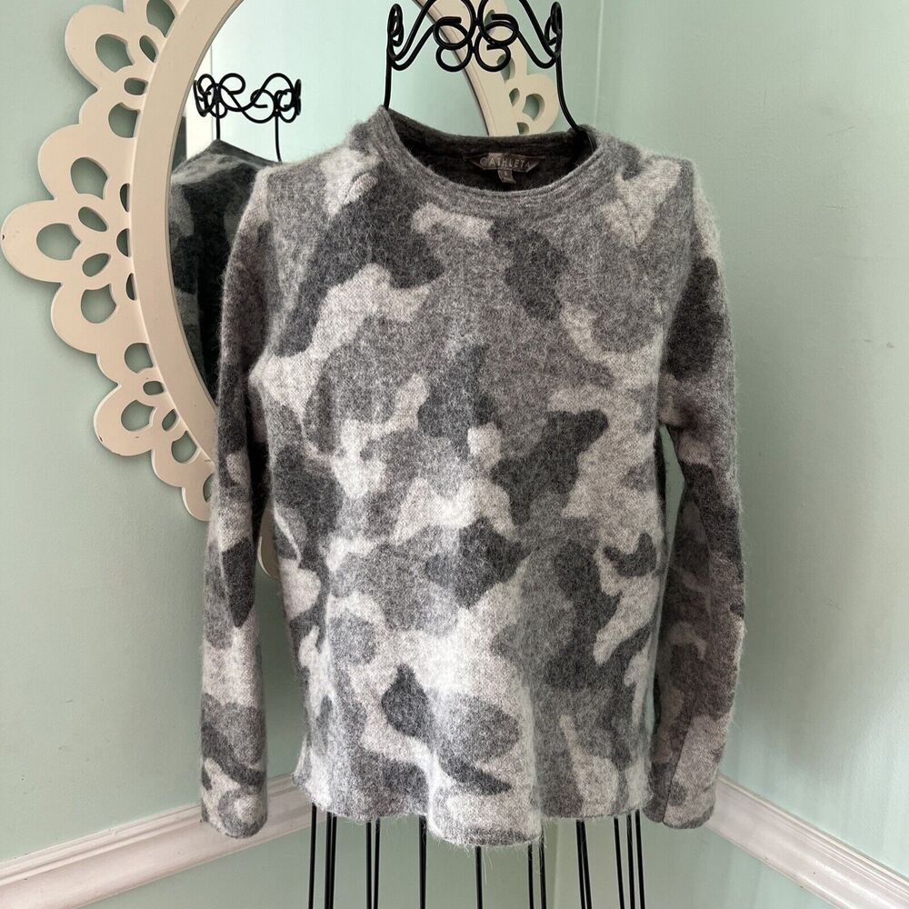 Athleta Women's Gray Alpaca‎ Merino Wool Undercover Camo Pullover Sweater Small